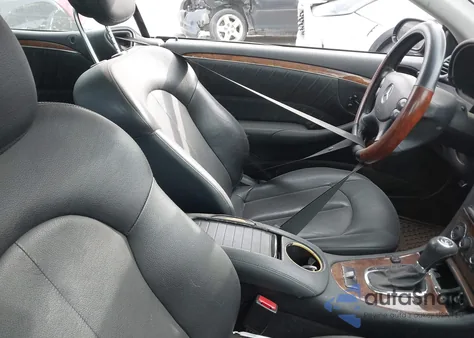 2006 Mercedes-Benz Clk 350 из США, поврежденный, VIN WDBTK56G36T061020